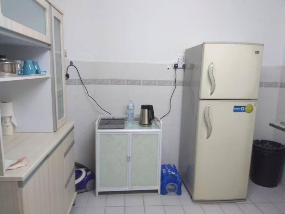 3Rooms 10Pax Mc 5 Star Hotel Sofa&Bed Mrt Mcd Axiata Сері-Кембанган Екстер'єр фото